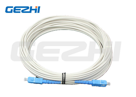 주문 장갑 광섬유 패치 케이블, 커스터마이징 가능한 길이, 높은 대역폭 및 FTTH 네트워크에 대한 내구성 설계 온라인 제조