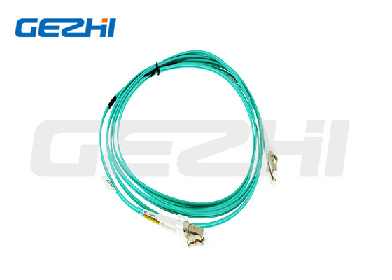 주문 제작된 길이 광섬유 패치 코드 SC SC SM/MM/OM3 PVC / OFNR / LSZH UPC / 자동 위상 조정